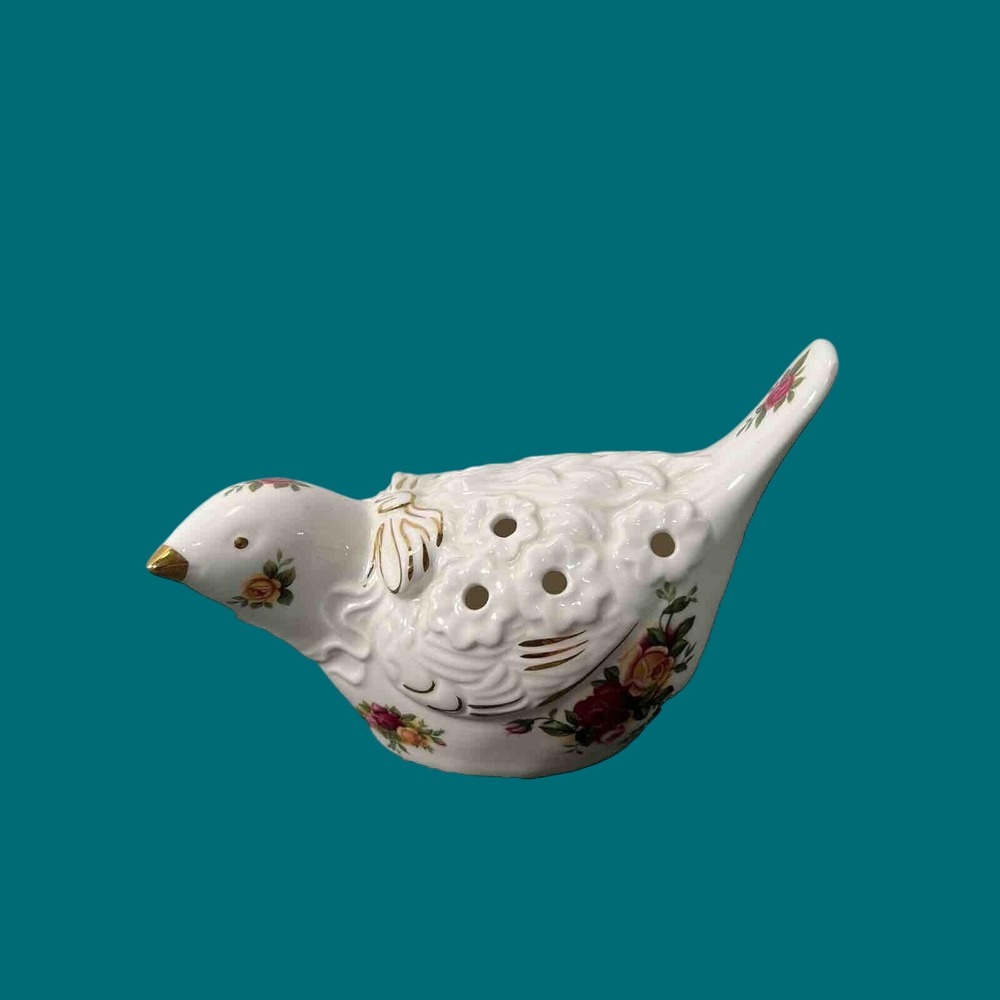 Royal Albert Bone China Old Country Roses Bird Pommander‎ Rare